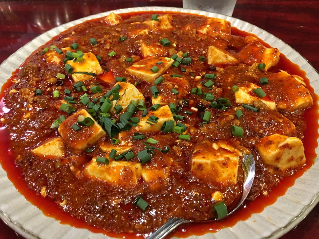 池袋「中国家庭料理　楊2号店」の麻婆豆腐は攻撃力高し！