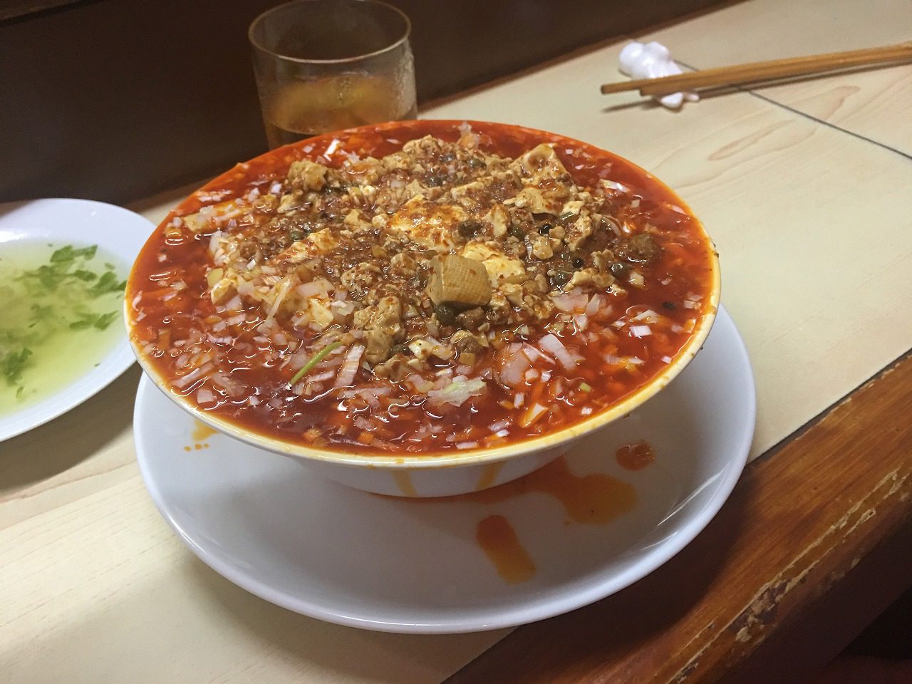 【麻婆豆腐】原宿の中国家庭料理「東坡 （トンポー）」。激辛麻婆豆腐のこだわりが強いライブ感あふれるお店